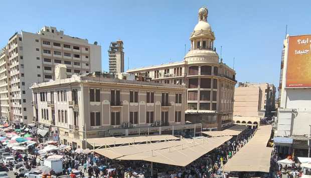 من الزحمة للعصرية.. العتبة تستعيد بريقها التاريخي (صور) 