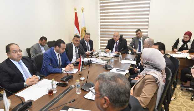 «نقل البرلمان» تناقش طلبات إحاطة بشأن تطوير الطرق وكوبرى 6 أكتوبر 