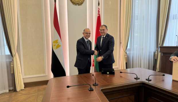 وزير الاستثمار يدعو الشركات البيلاروسية لاتخاذ مصر قاعدة صناعية للإنتاج المشترك 