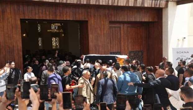 نقابة الصحفيين تشيد بالالتزام المهني خلال تغطية جنازة هاني شاكر 