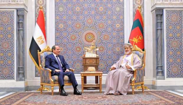 السيسي يؤكد تضامن مصر الكامل مع سلطنة عُمان 