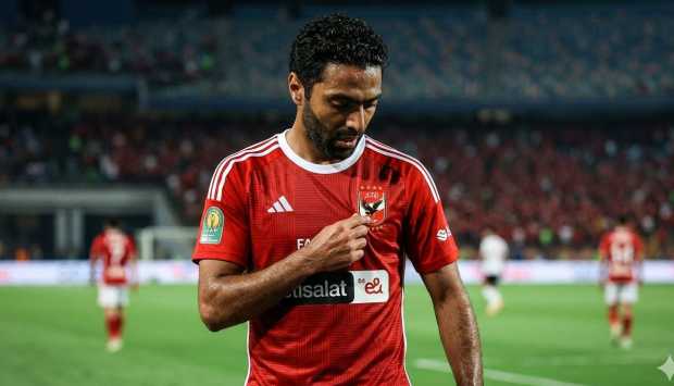 محمد شبانة يكشف تطورات تجديد عقد حسين الشحات في الأهلي 