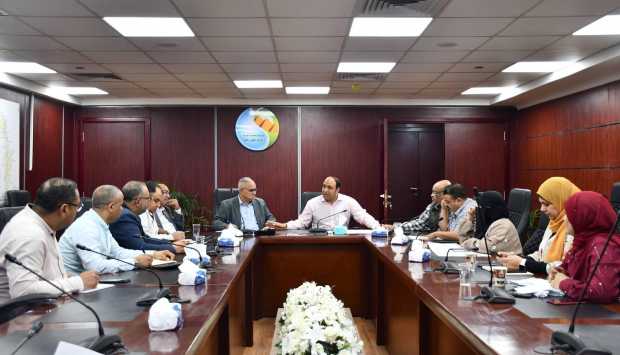 رئيس شركة مياه الشرب: دراسة أسباب تكرار حدوث كسور بخط المياه الرئيسي بشارع ربيع الجيزي 