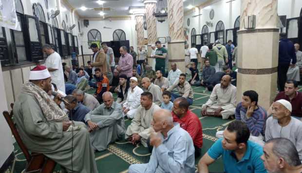 لنشر الفكر الوسطي وبناء الوعي.. الأوقاف تواصل تنفيذ برنامج «المساجد المحورية» بـ 3511 مسجداً 