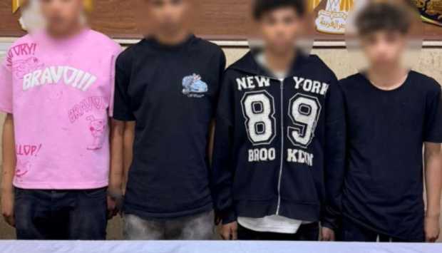 أمن القاهرة يضبط 4 طلاب استولوا على هاتف شاب بانتحال صفة ضابط 