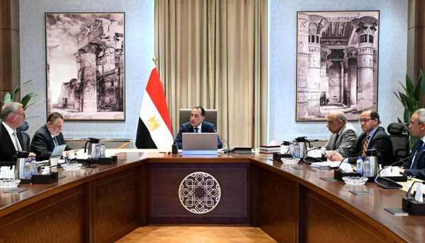 استعدادا لسيناريوهات الصيف.. مدبولي يتابع خطة تدبير «احتياطيات الوقود» 