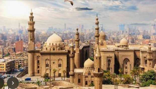 صورة نادرة لـ محل بقالة قي القاهرة منذ 61 سنة 