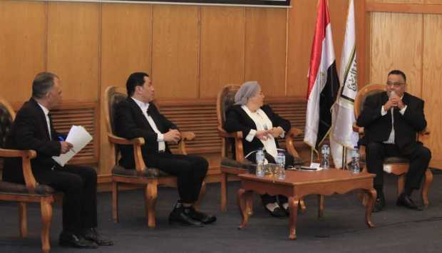 رئيس أكاديمية الفنون ونقيب الموسيقيين فى حفل تأبين الفنان هاني شاكر (صور) 