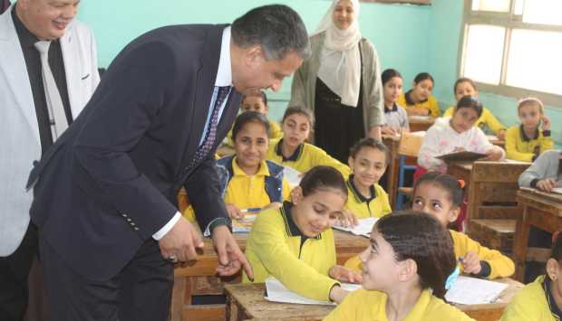 الجيزة.. انتظام العمل داخل لجان امتحانات نهاية العام الدراسي لصفوف النقل 