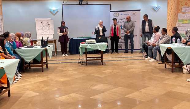 «مودة» ينفذ معسكرات لتأهيل الأخصائيين الاجتماعيين في المدارس الحكومية 