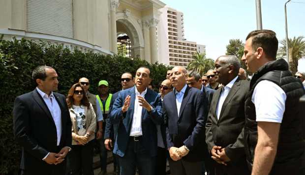 خلال زيارة مدبولي.. محافظ القاهرة: مشروع رفع كفاءة قصر التحرير لإحياء الطابع المعماري والتراثي 
