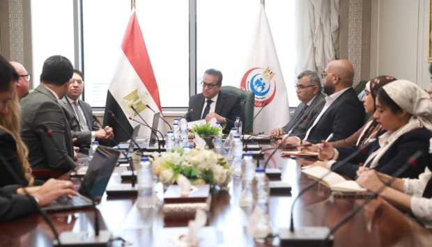 خالد عبدالغفار: توفير بيئة جاذبة وداعمة للاستثمارات النوعية في المجال الصحي 