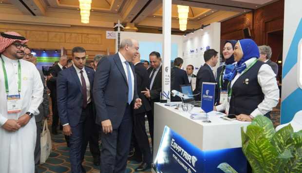 وزير الطيران المدني: الاستثمار في التكنولوجيا والبشر ركيزة لبناء منظومة مصرية أكثر كفاءة 