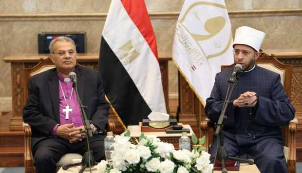 رئيس الطائفة الإنجيلية يشيد بجهود وزير الأوقاف في ترسيخ قيم المواطنة 