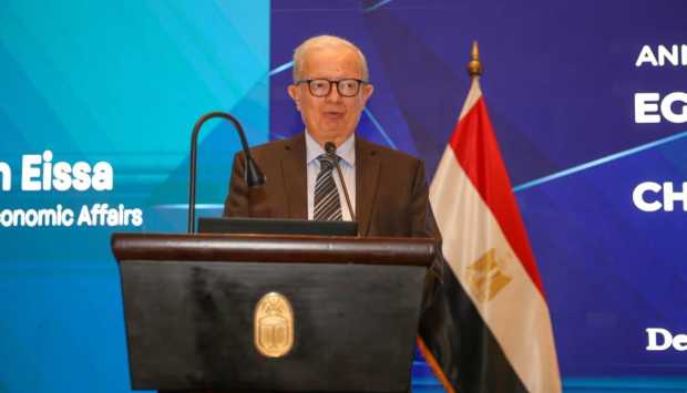 نائب رئيس الوزراء: قيد 16 شركة حكومية حتى الآن بالبورصة تمهيدا للطرح 