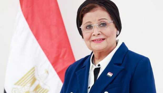 عبلة الألفي: نهج جديد لرعاية صحة المرأة عبر جميع مراحل العمر 