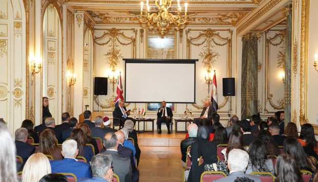 وزير الخارجية: نعتز بدور الجالية المصرية ببريطانيا في تعزيز جسور التواصل بين البلدين 