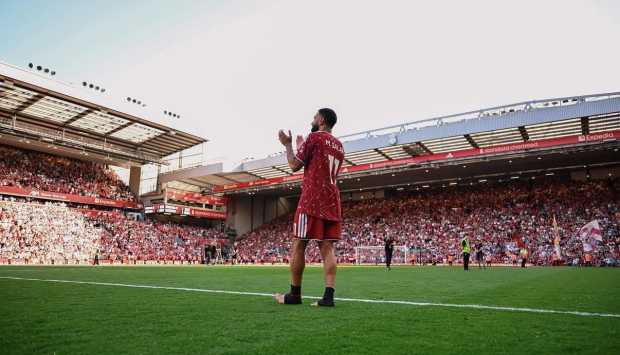 محمد صلاح يهنئ متابعيه بحلول عيد الأضحى المبارك 