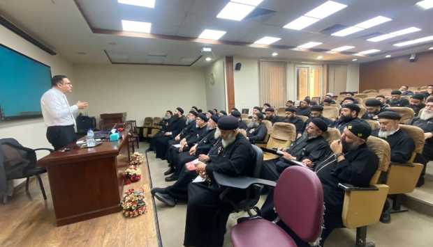 ختام دورة الذكاء الاصطناعي في الرعاية الكنسية بمعهد الرعاية والتربية 