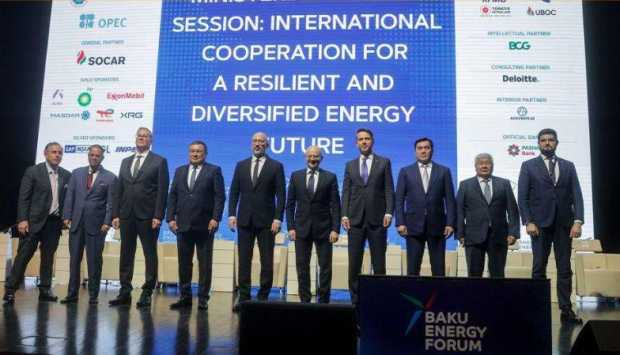 وزير البترول: مصر تمتلك مقومات تؤهلها للقيام بدور مركز الربط بين بحر قزوين وأوروبا 