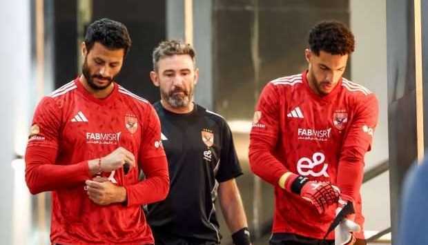 رسميًا.. «فيفا» يُلزم الأهلي بدفع 252 ألف دولار لمدرب حراس الفريق السابق 
