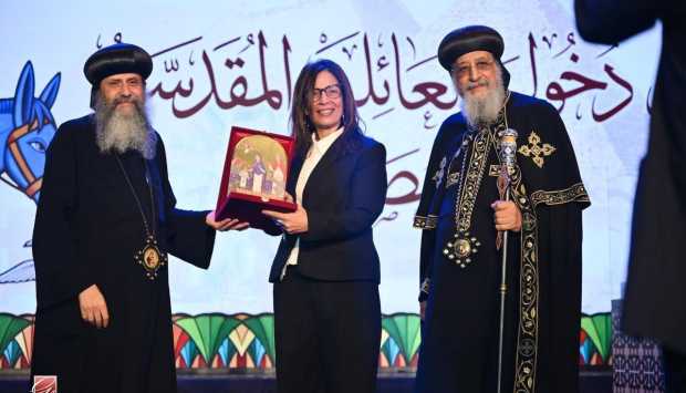 بحضور البابا تواضروس.. وزيرة الثقافة توثق رحلة العائلة المقدسة بفيلم «القدس الثانية» بالكاتدرائية 