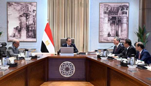 مدبولي يلتقي رئيس شركة الصين لهندسة الطاقة المحدودة لبحث سبل التعاون المشترك 