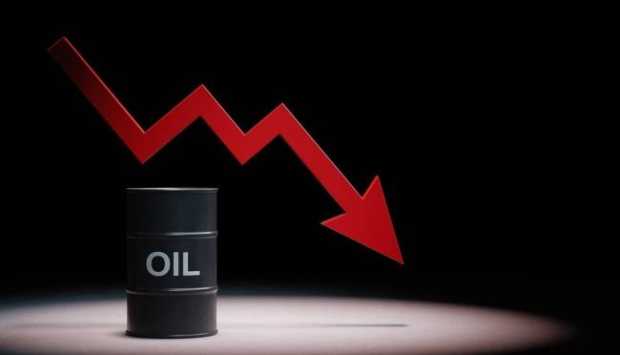 انخفاض النفط الكويتي بما يقارب 5 دولارات إلى 85.84 دولار للبرميل 