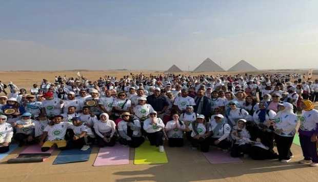 سفارة الهند تحتفل باليوم العالمي الثاني عشر لليوجا 2026 تحت سفح أهرامات الجيزة 