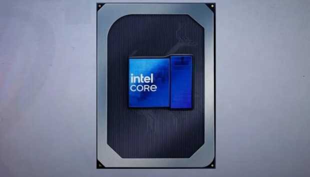 إنتل تكشف قوة معالجها الاقتصادي الجديد «Core 3 304» 