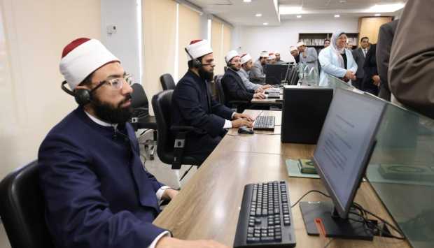 تضم 10 أقسام.. افتتاح وحدة الدعوة الإلكترونية بمجمع البحوث الإسلامية 