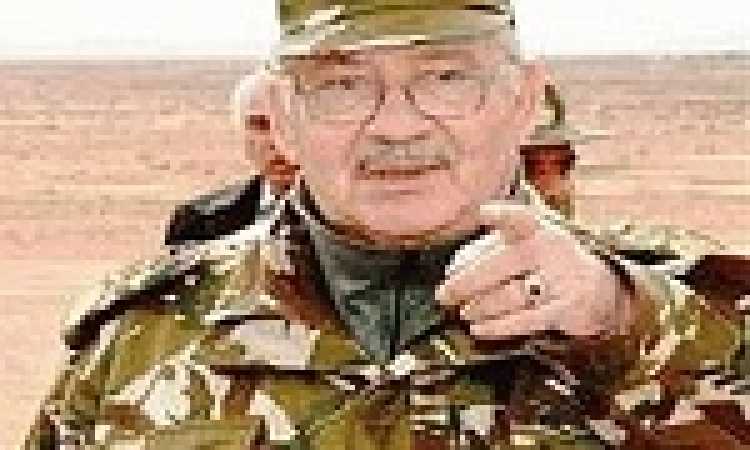 الفريق أحمد قايد صالح رئيس أركان الجيش الجزائري