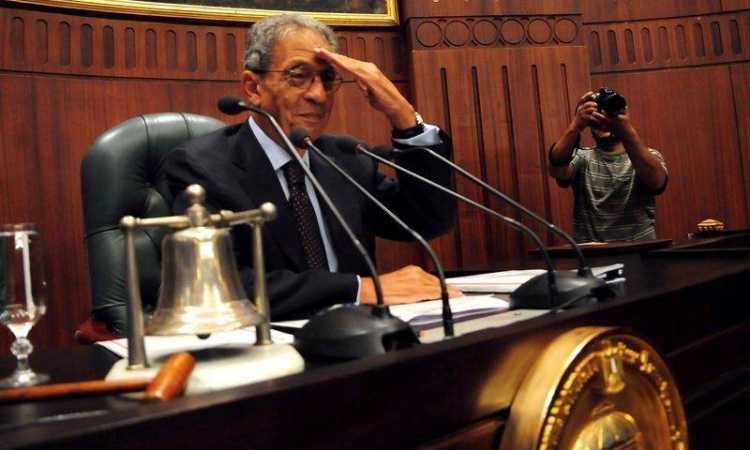 عمرو موسى