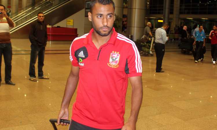 حسام عاشور 