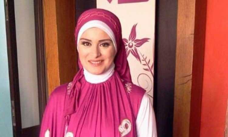 الإعلامية لمياء فهمى عبد الحميد