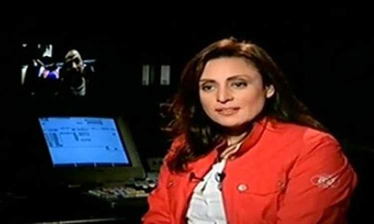 الإعلامية منى عراقى 