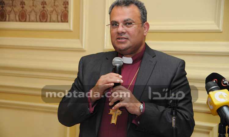 رئيس الطائفة الانجيلية الحالى القس اندريه ذكى