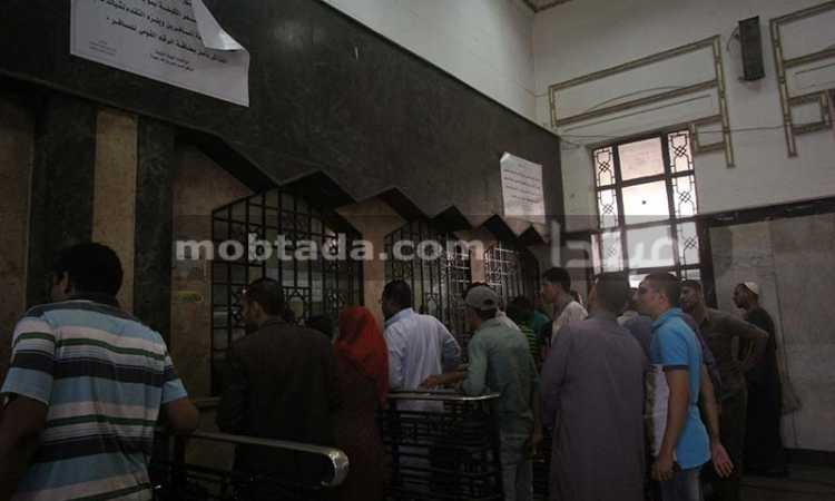 إقبال ضعيف على تذاكر القطارات المكيفة فى محطة مصر
