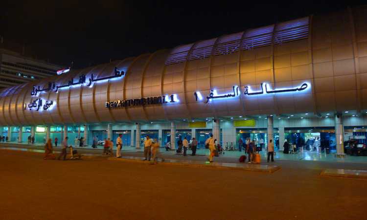 مطار القاهرة الدولى