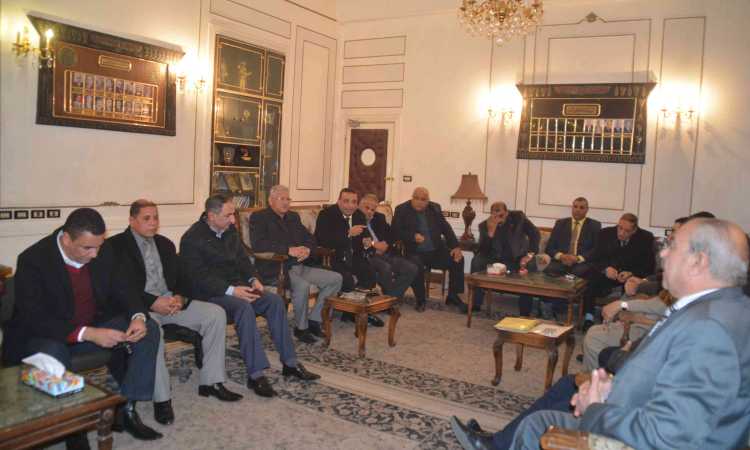 لقاء محافظ المنيا مع نواب البرلمان