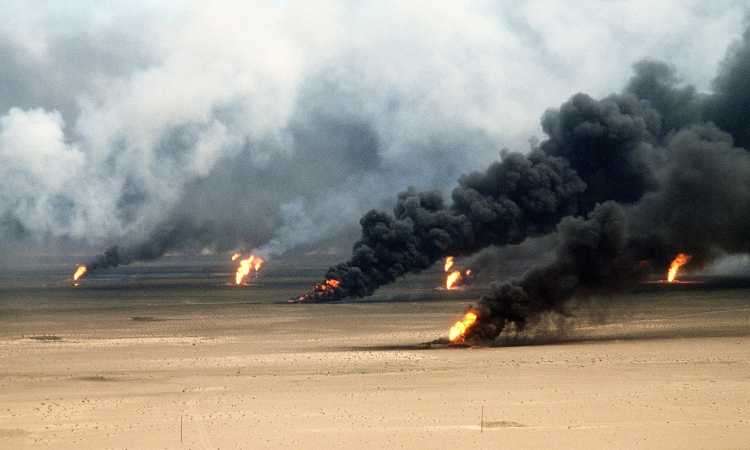حرائق في أبار النفط - أرشيفية