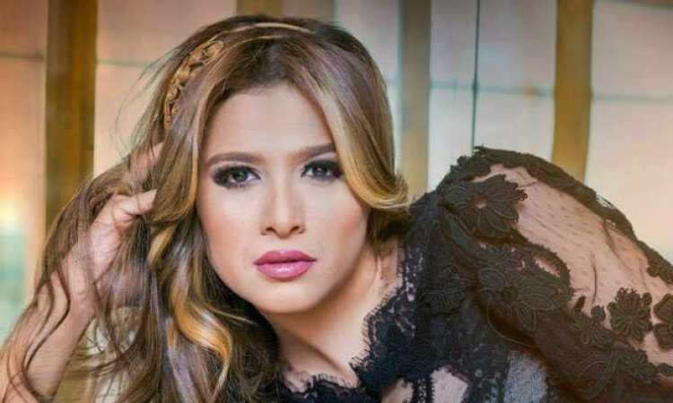  ياسمين عبدالعزيز