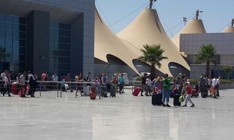 مطار الغردقة الدولى