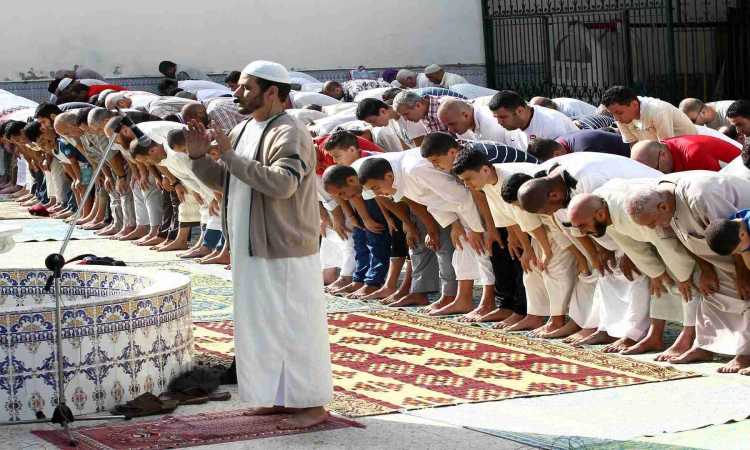 صلاة الجماعة - أرشيفية