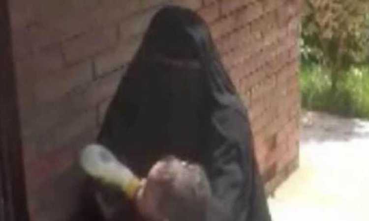 منتقبة