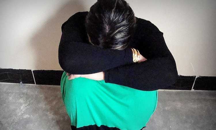 القبض على متهمة - صورة أرشيفية