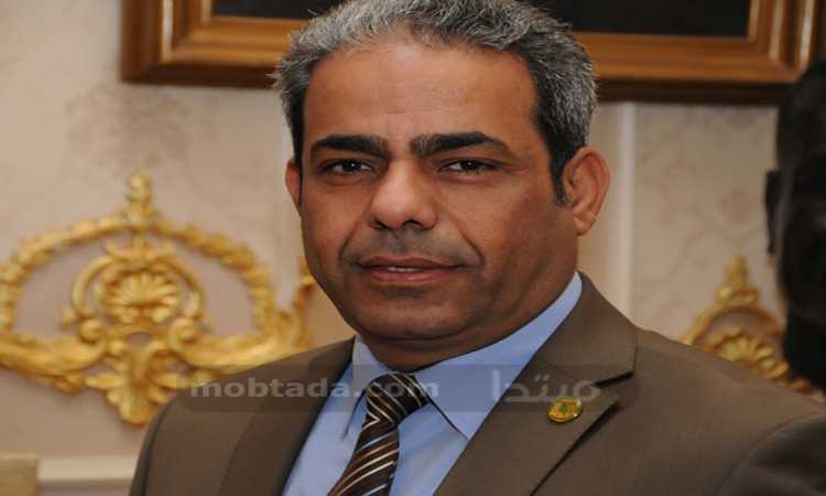 عاطف مخاليف