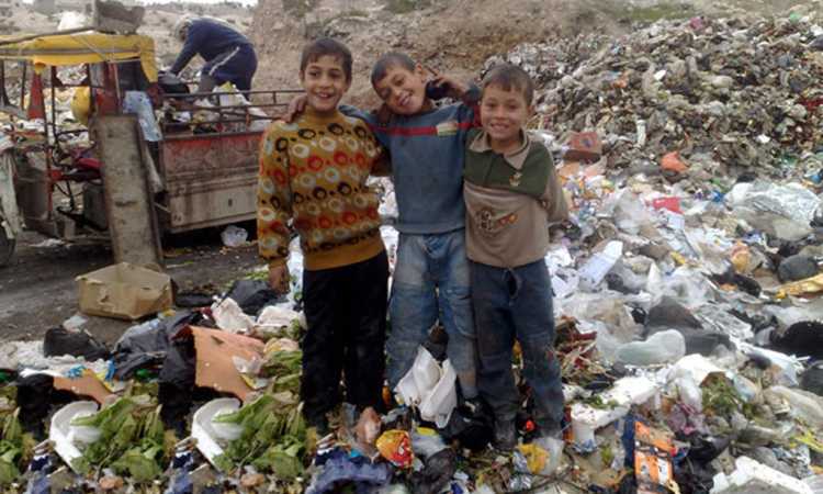 أطفال بلا مأوى