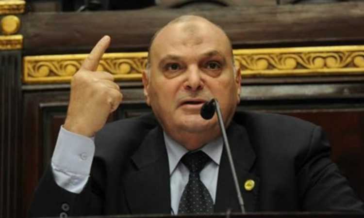كمال عامر