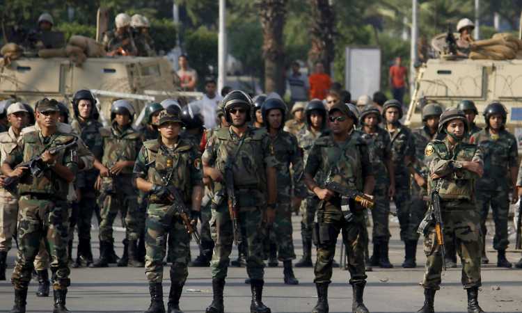 جنود من الجيش المصرى فى سيناء - أرشيفية